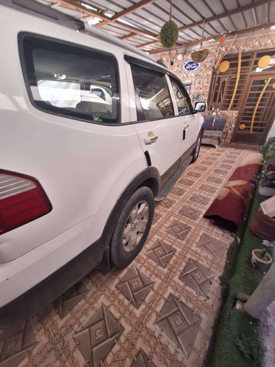 السلام عليكم مهافي موديل2013 فول واحد على واحد  مكفوله من ضربه والصبغ بيها بارد شبر اباب السايق السعر 165 وبيها مجال سنويه لل2027 بسمي رقمها بغداد مكاني كربلاء
الرقم ***********
