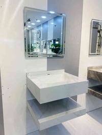 مغسلة بورسلين ٦٠ سم • مرايا وخلاط • خانقين ديالى