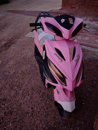 دراجه جانبو  نظيفه ماكينه ماكس دراجه شرط وين ما تريد السعر 250 وبيها م...