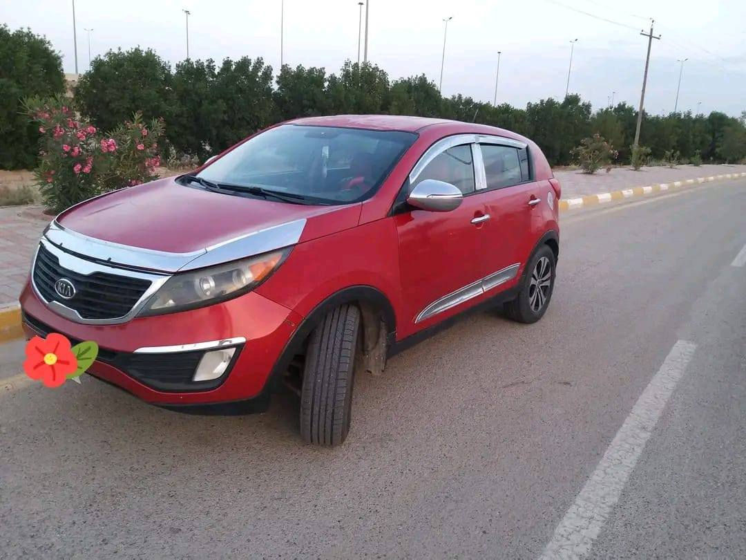 سبورتج وارد امريكي
 موديل 2012 
محرك 2400 دوش 
كير وتبريد ومحرك شرط 
رقم بغداد باسمي 
تحويل مباشر
رقم الهاتف(***********)
الضرر 3قطع وشويه بارد 
بدون دواخل الفلوجة, الأنبار
