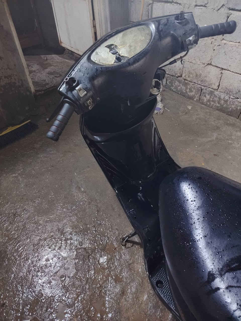 سلام عليكم ورحمة الله وبركاته
شباب دراجه بريز لايت ناصي كلشي شغال بيهة كهربائياتها كلهن شغالات نكره سلف هندر ضربه وحده يشتغل دراجه امانة الله ورسوله مفتوحه ليش اجذب عليكم اشتريتها قبل سنه ولسه عندي مايوم خربطة بس بين فترة وفترة اتضف كابريتر السعر 250 وبيه مجال وذا حاب تتواصل وياي هذا رقمي تراسلني او تتصل اهلا وسهلا بيك *********** الي شراي يتفضل ❤🌹
