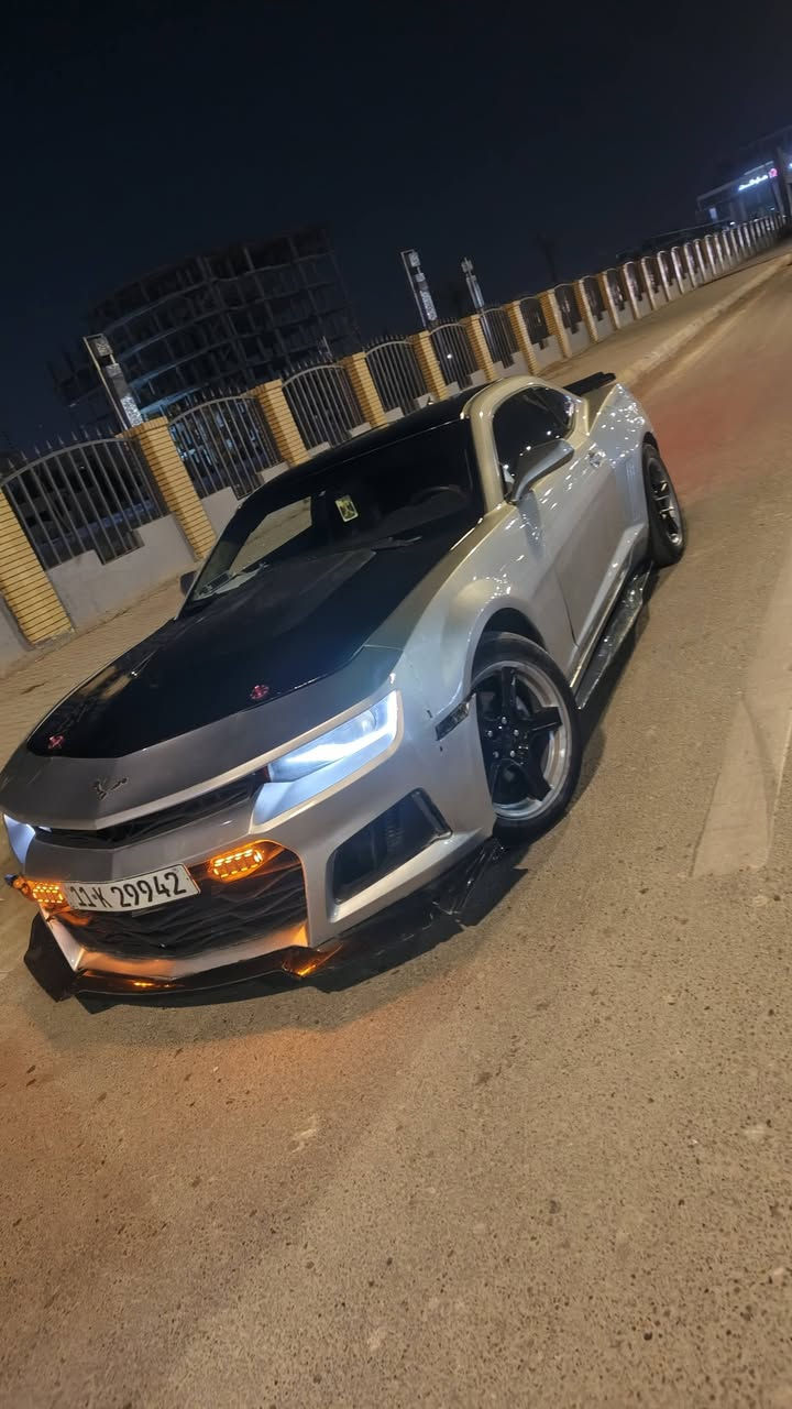 كمارو 2013 محدث 2018 zl1 لون سلفر
فول هوائيات
مكينه v6 3600 كفاله 
كير كفاله
رقم بغداد دولي باسمي لل٣٠ تحويل وكاله عادي
دعاميه تحديث
مازدات ليد حاجب
ويل ١٨ تو سايز نجمه
بنيد كاربون فايبرzl1 🔥
شوته وانتيك K&N3✈️
ولف ريسنك❄️
 اكزوز ht power رعب 🔥
باتري جديد
دسكات وفلنجات جدد 
داخل جلد لون احمر
سقف ودشبول كنتاره
شاشه وتحكمات شاشه اعطال شاشه داخليه
سستم صوت بوستن
بكلايت اسهم
دفيوزر هينسي
بعد هواي امور
نقوصات صدر تعبان وترتيب علدعاميه موضح بلصور
السياره شخصيه مالتي ومداريهة صارلهة ٣ سنين عندي ومستعد ابقيه الف سنه ولا ابيعهة بكسران لان الحلال غالي 
(ضررهة بنيد واني صبغتهة حزام بدون حادث صبغتهة حزام عندي صور وفيديوهات قبل واثناء وبعد الصبغ)
 السعر مناسب جدا ورخيص بس ماذكره بسبب جماعه المهجوم اتصل وتشلع عيوني
***********
مكان ديالى بعقوبه
