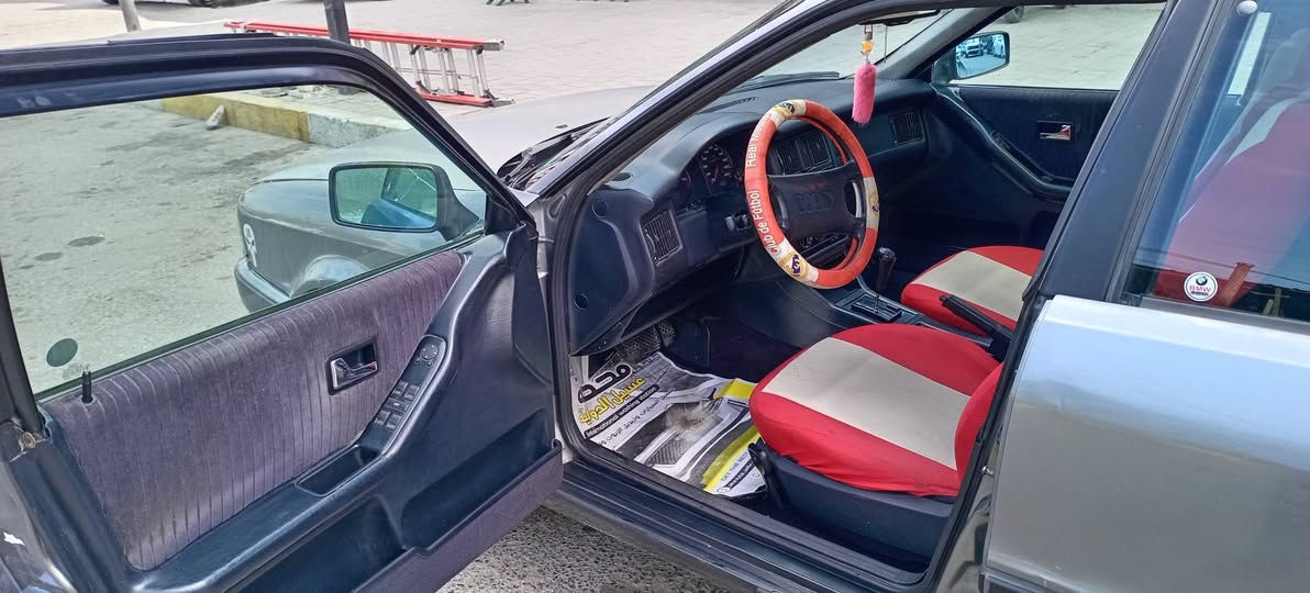 اودي مديل ٩٢ رقم انكليزي تبريد تحويل بسمي السيارة بغداد مدينه الصدر قرب حمام المدينة ***********) (***********
