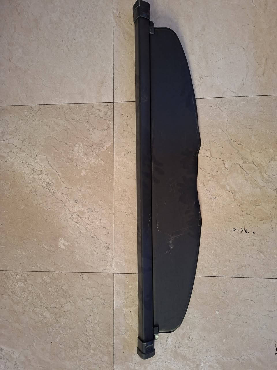 السلام عليكم للبيع بصمه سياره وبرده خلفيه وقاعدة رقم اصليات جدد مال كورولا كروس امريكي مكاني بغداد الغزاليه للتواصل ***********
