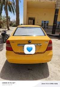 ليفان • ٢٠١١ • قرب جامعة ذي قار