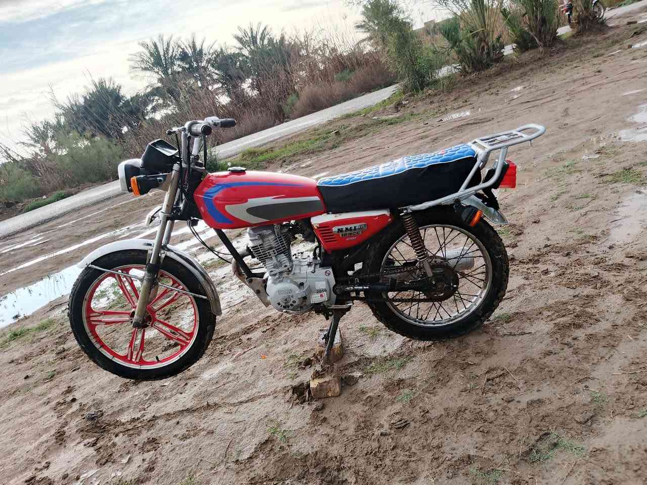 السلام عليكم ارشا موديل 18 محرك نامة برو موديل 20
دراجة كاملة من الجاملغ للجاملغ گلك كلك 
السعر 350وبيها مجال مكانها الهلال ‏‪
‏‪***********‬‏
