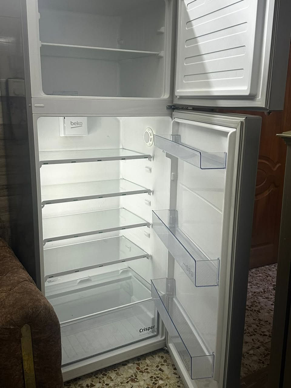 السلام عليكم
ثلاجة للبيع beko 
مستعمل شهر واحد
20 قدم الارتفاع
ب500 الف وبيها مجال للطيبين
للاستفسار
***********
