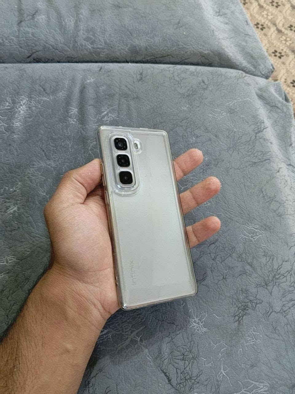📱 للبيع: Infinix Hot 50 Pro سعر225الف
• نظيف جداً

• استخدام قليل

• الحالة ممتازة

• بدون أي مشاكل 

Infinix Note 50 Pro 📱

شاشة AMOLED 6.78 إنج، 144Hz

معالج Helio G100 Ultimate

رام 8 أو 12 جيجابايت

تخزين 256 جيجابايت

كاميرا خلفية 50MP + 8MP

كاميرا أمامية 32MP

بطارية 5200mAh

شحن سريع 90W

شحن لاسلكي 30W

سماعات ستيريو JBL

Android 15 + XOS 15

مقاومة ماء وغبار IP64


**إذا كنت صاحب هذا الإعلان وتريد حذفه لأي سبب، رجاءا أرسل رسالة إلى الدعم الفني**