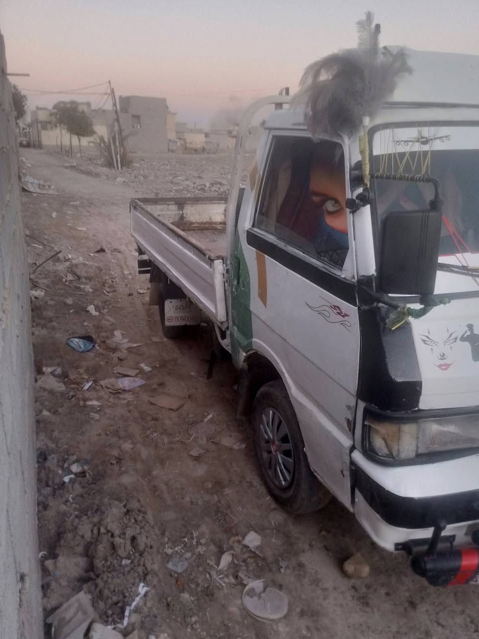 سلام عليكم كيه بنكو ٩٤ بغداد انكليزي مداور ثاني يوم رقم صاحبه السيارة ***********
