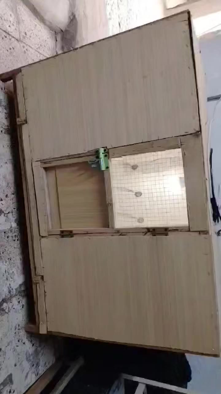 حاضن افراخ البيع مستعمل قليل    
كامل درجه اوله  
القياس الرتفاع 70
العرض متر 
النزال 50 
مفرغه السحب الهواء الفاسد وغاز الامونيه 
وطوافه ماي 
وتور ناعم ضد البگ  
وسيم بيارسي ارضي
ومجر تنضيف   
نقص متحكم ومصباح حراري  فقط 

الماعرف قيمته وسوگهن الا يتعبنه ويكسر سعر 

السعر خاص 
العنوان العماره حي الوحده السلاميه


**إذا كنت صاحب هذا الإعلان وتريد حذفه لأي سبب، رجاءا أرسل رسالة إلى الدعم الفني**