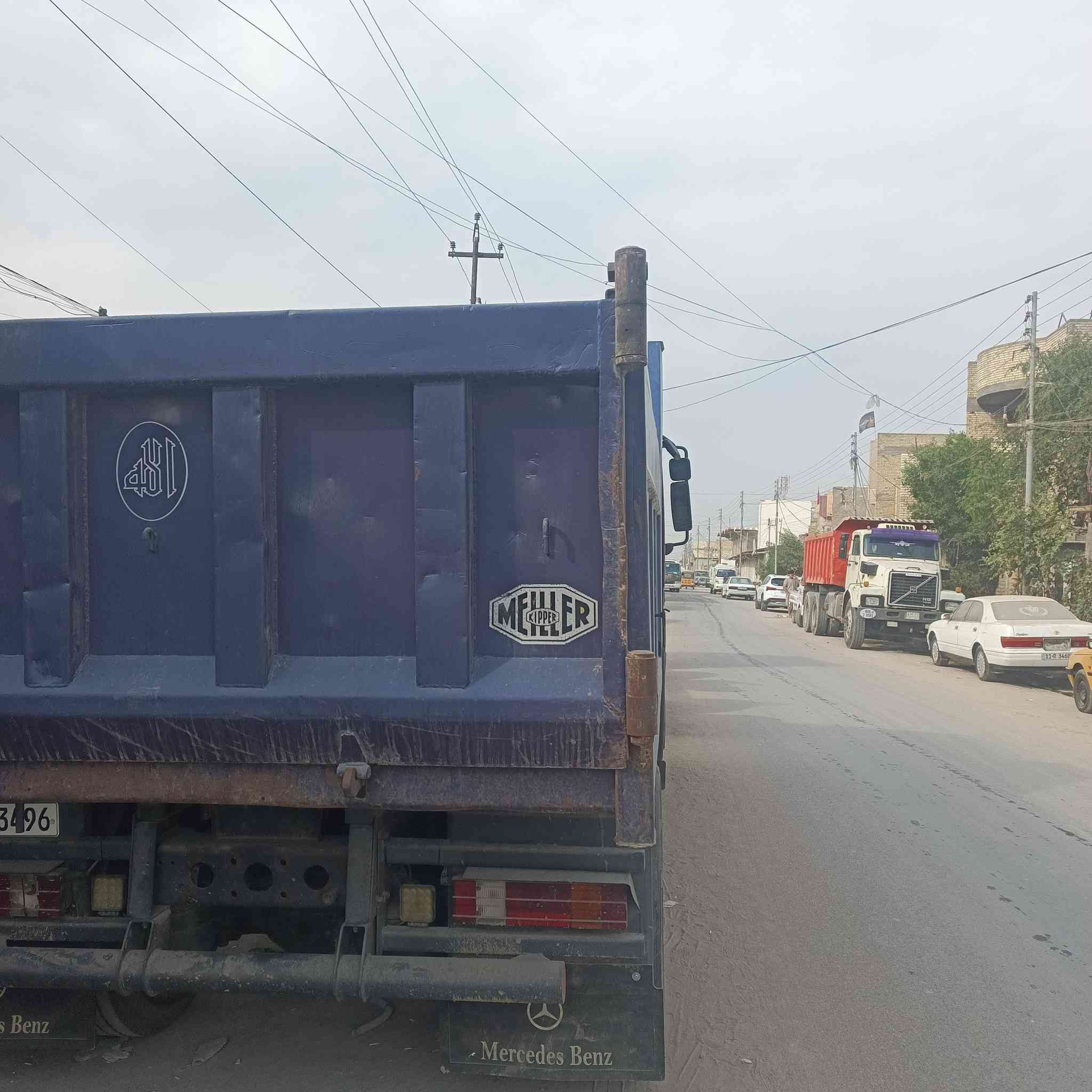 سلام عليكم الغوالي
اكتروز موديل 2000 
رقم سليمانيه بسمي 
السياره خير من الله 
بس الماشر بدون دواخل 
يعني بلاديه السياره
قلاب  مال طابوق 
جوبلس خلفي ورك امامي 
دسك بريك الحمدلله  
هاذ رقمي  ***********
السعر 250 بيه مجال شي بصيط
