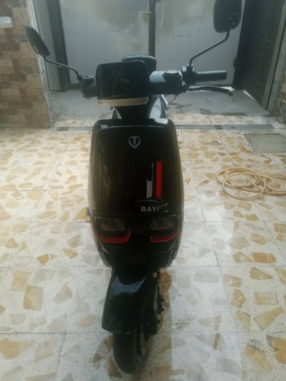 سلام عليكم دراجه شحن لبيع أو مراوس بجبلي أو ماكس عدله دراجه زيرو مشيتها عل ايدي الله شاهد بصمه +اسويج +شاشه عرض العطل +بك لايت زنون عالي +ناصي مكان بغداد كماليه سعر 650وبيها مجال للشراي راسلني واتساب ***********
