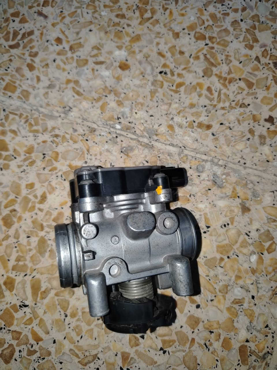 غراض سكنس شمعه 2018 /21 هوزن +فجخلفي امامي+صالصنه +فيت بم + نوزل + ويل خلفي أمامي +اعقوله + تنكي+ دشبول + بكلايت + مازده + لدتات + كشن صندوك كامل سوادات + قبق مروحه + واقيات صالصنه  كورت مكينه + كفرات أشكال الأغراض عندي رقم التلفون *********** مكان بغداد مدينة الصدر
