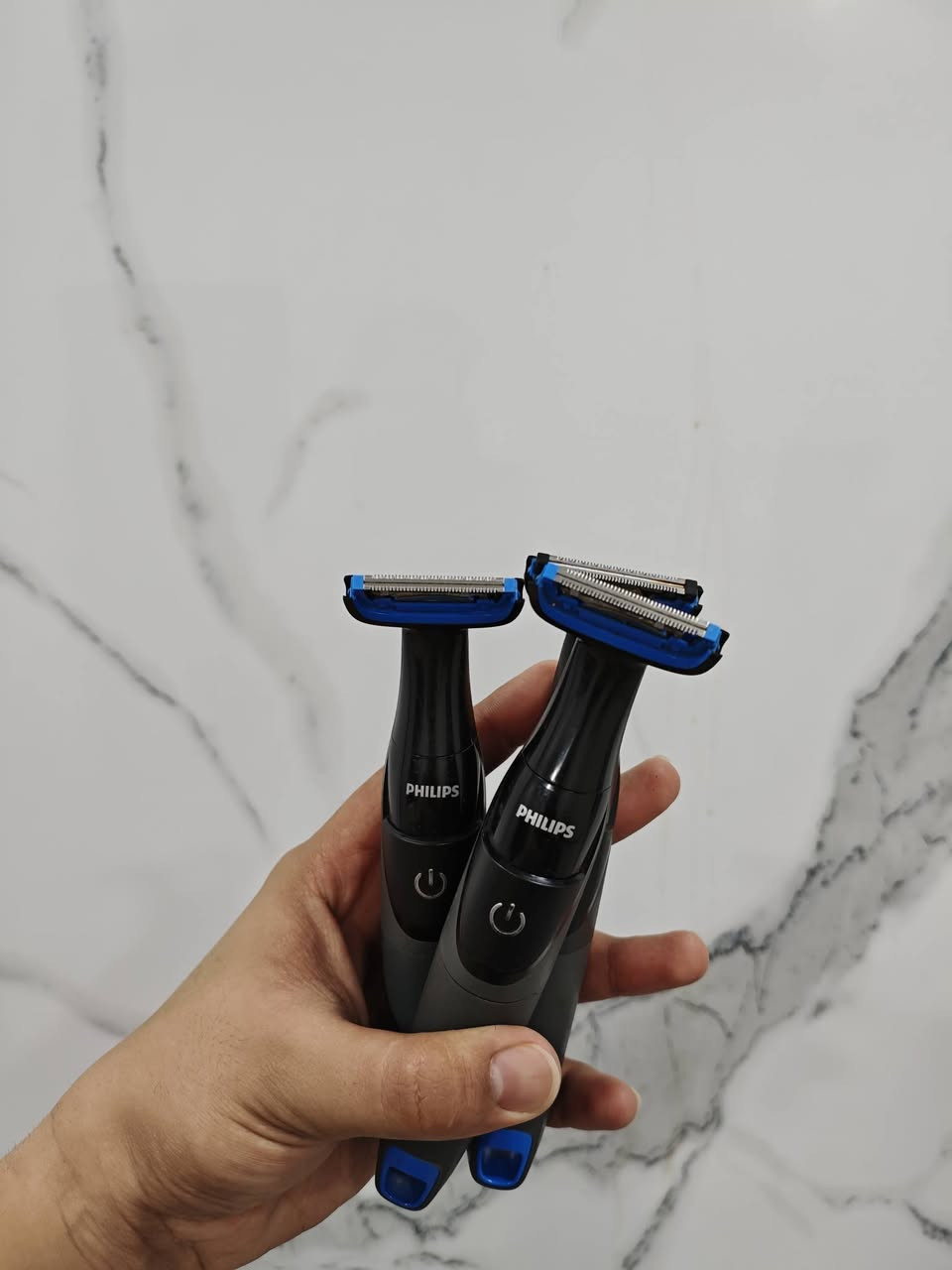 السلام عليكم 🌹
فليبس اصلي شرط الفحص تعمل باتري وشغالة شرط موس 
السعر بلاش 15 الف فقط للقطعة عندي فقط ٣ وبالعافية للياخذ


**إذا كنت صاحب هذا الإعلان وتريد حذفه لأي سبب، رجاءا أرسل رسالة إلى الدعم الفني**