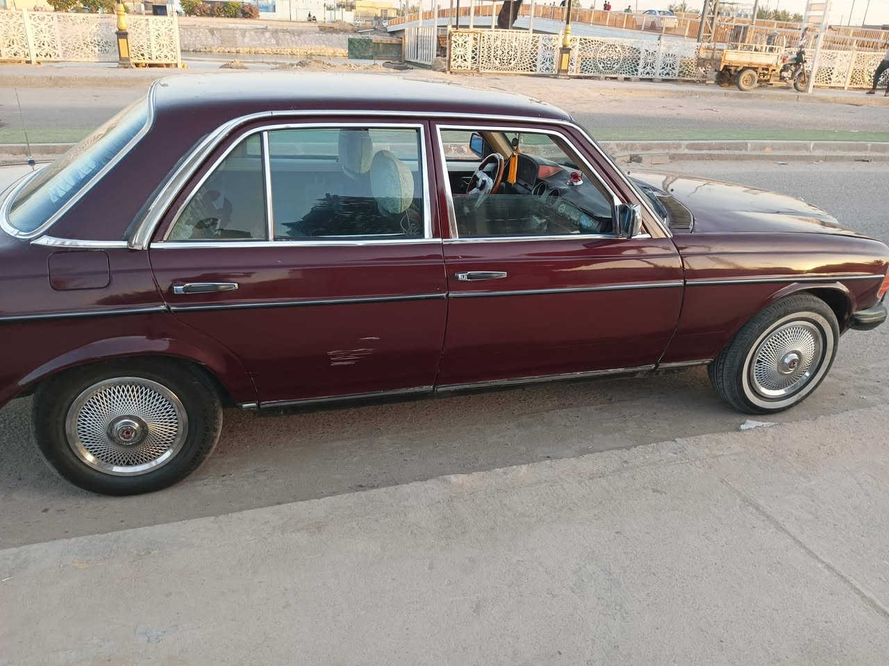 مارسيدس موديل ١٩٨٤ للبيع رقم بغداد المالك في الناصرية رقم الجوال ***********
