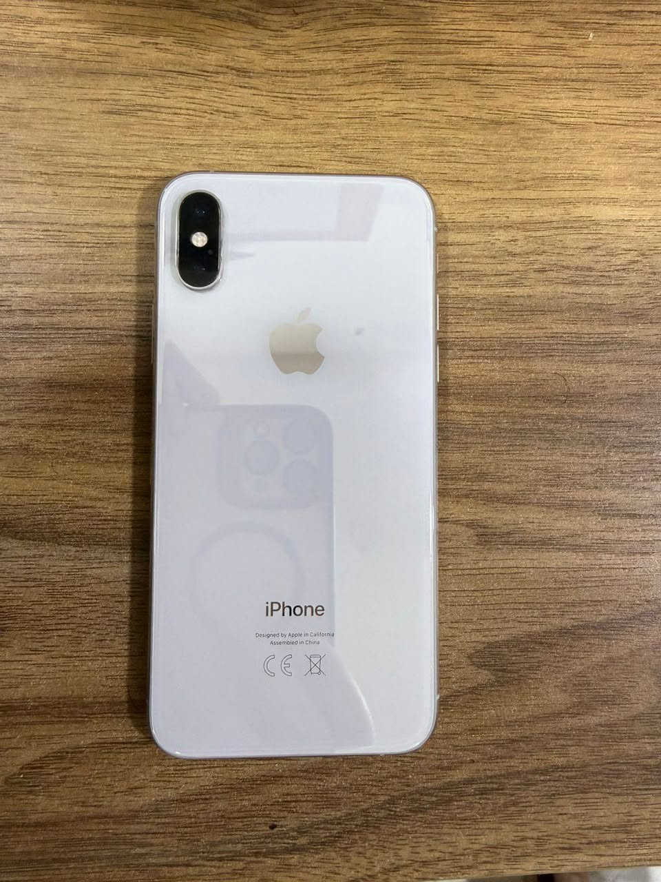 ايفون اكس
*ذاكره 512 بطاريه بلاديه ممبدله 75 
مبدل فقط شاشه اصليه  الباقي كله بلادي الجهاز نضيف كلش 
مكاني بغداد الأمين الثانيه 
*********** سعر للشراي فقط يتصل
