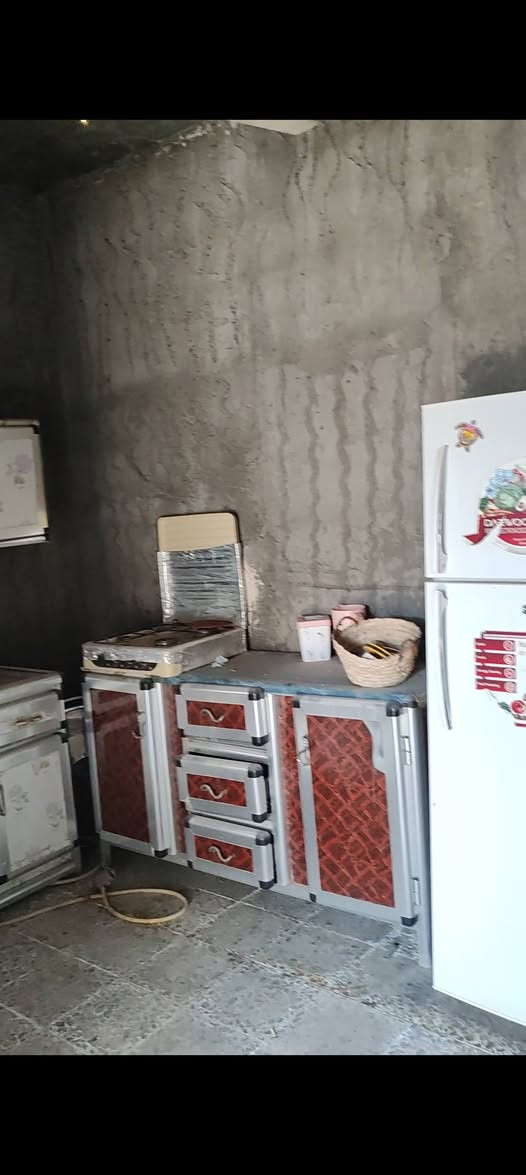 سلام عليكم اخوان كاونتر للبيع كامل الملحقات 3قطع كلش نضيف مكاني علوت الفحل الكوفة الاستفسار التصال واتساب أو على الرقم التالي ***********
