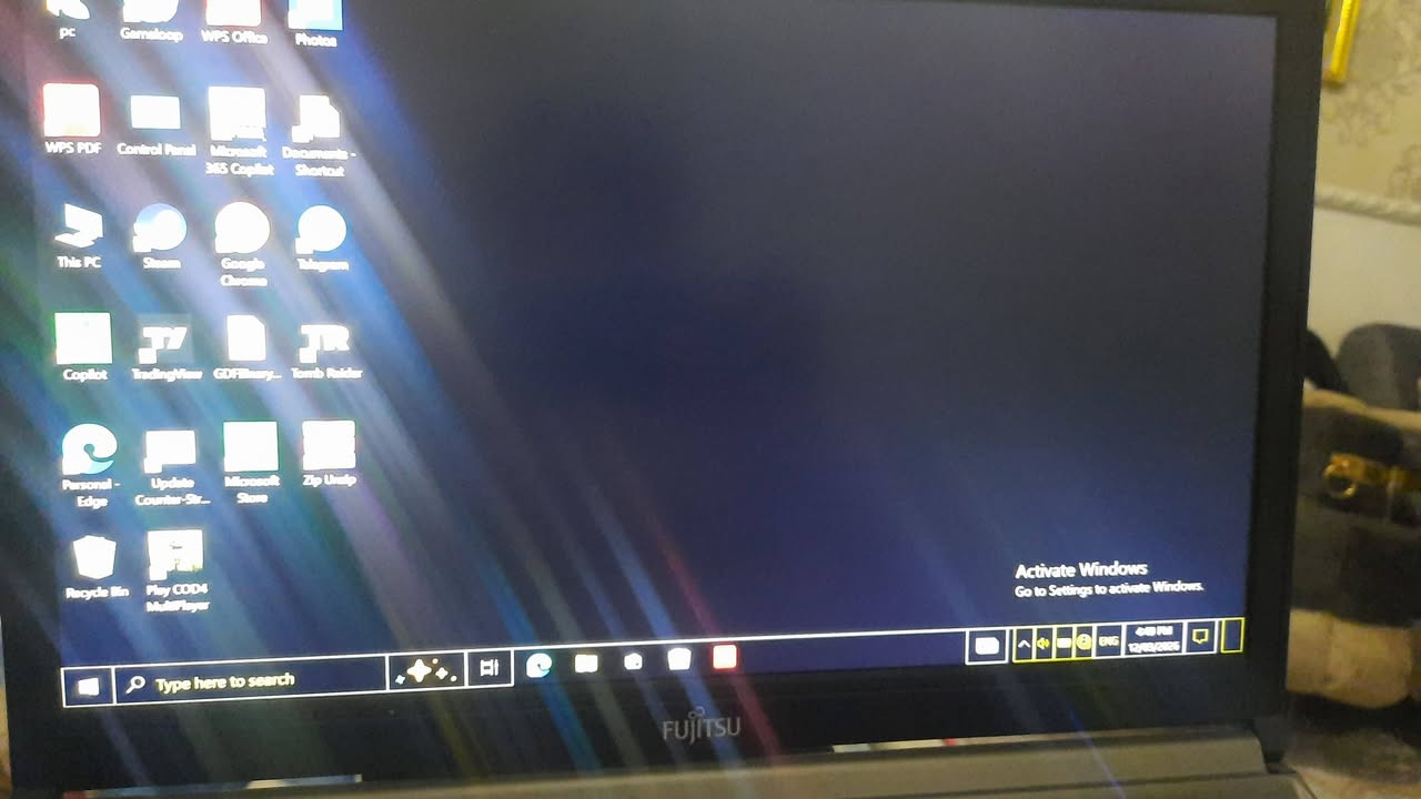 لابتوب فوجستو كوراي فايف جيل ٦ رام 8 ssd256 بطاريات عدد 2 يعني انسه شحن حجم شاشا 15.6 انش فول اشدي  بل كرت شاشا داخلي 2 جيجا تنزل GTA وPES 21 فيفا 19  اساسن كريد روج محتويتها شاحنه اصلي نص ساعه مفوله بيها بس هذه لأسود من شلت تغليف مالها صار هيج  سعره 150  رقم هاتف *********** وتساب فقط
