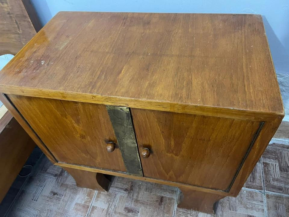 غرفة نوم للبيع صاج ٥ قطع السعر ١٥٠ الف مكانها فلوجه
***********
