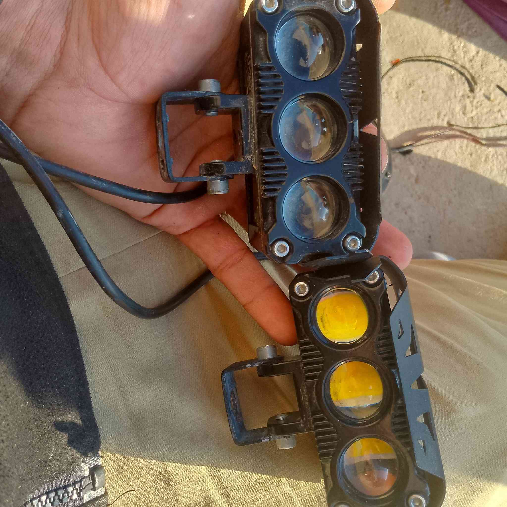 كشافات اصليه انتهت بنكه لبيع وهرنات بوش درجه اولى وهاذه رقمي ***********
