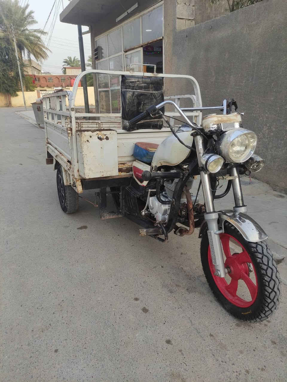 سلام عليكم شباب ستوته للبيع مكلف بالنشر موديل 19 خير من الله.  شاصي نضيف مابيه اي نقص  دبلات جدد محرك نضيف نضوح ماكو    سعر 900 وبيه مجال بصيط اوراق كامله  مكان ديالى المقدادية ناحيه الوجيهيه  ***********
