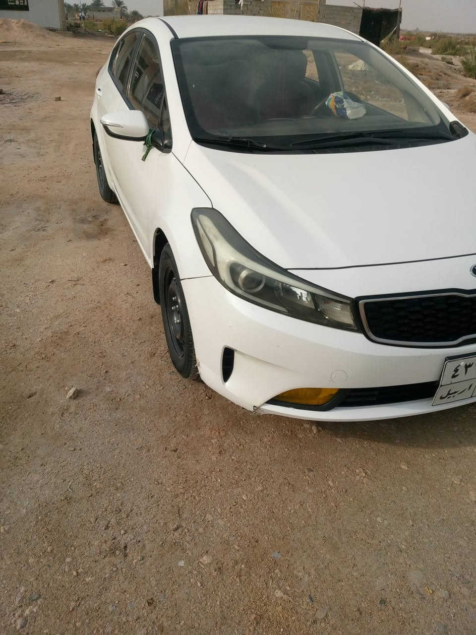 السلام عليكم سيراتو للبيع 2017 كفاله عامه باقي التفاصيل الاتصال على الرقم*********** مامتواجد عالفيس اتصال فقط
