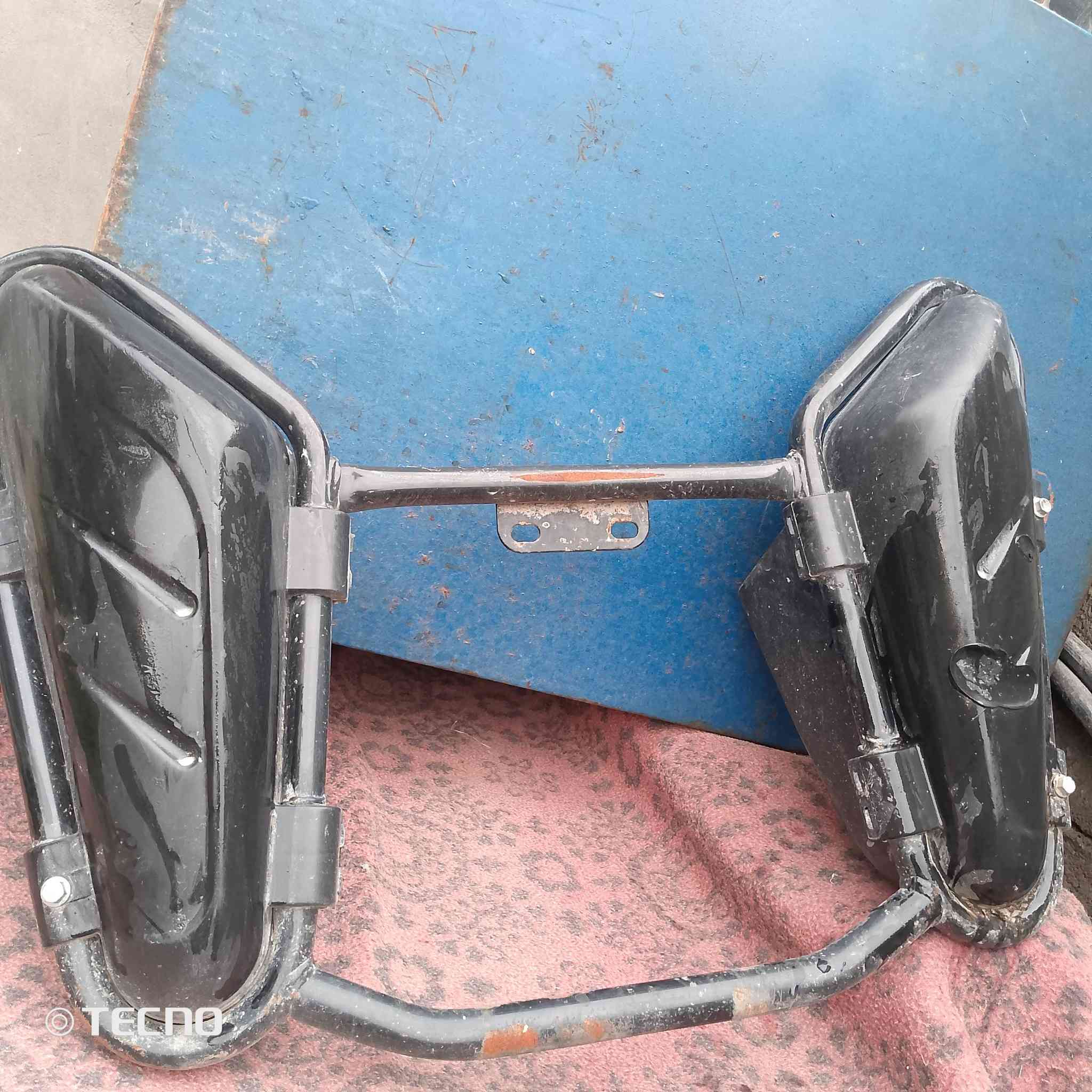 سلام عليكم عندي صندوق ودرع قيم وخذهن هاذ رقمي***********
