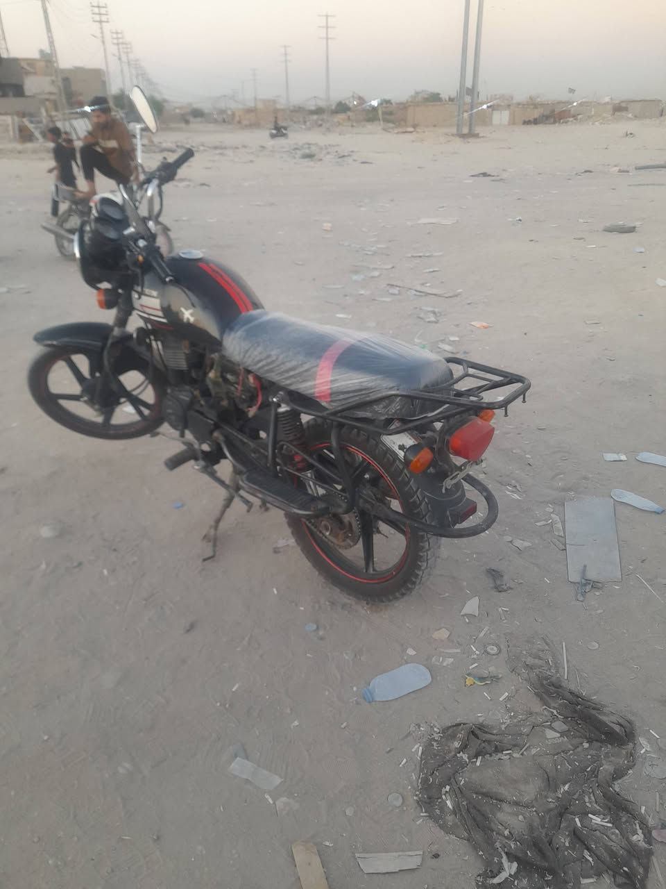 للبيع ديوان نفخ محرك حلو كهربائيات شغاله شلعه معدل فول موديل ١٩ اوراق اصولي مشتريلهة صافحيات جداد السعر ٩٥٠ المكان كربلاء شارع بغداد قرب سيد الوصياء عمود١٢٨ لستفسار على الرقم ***********
