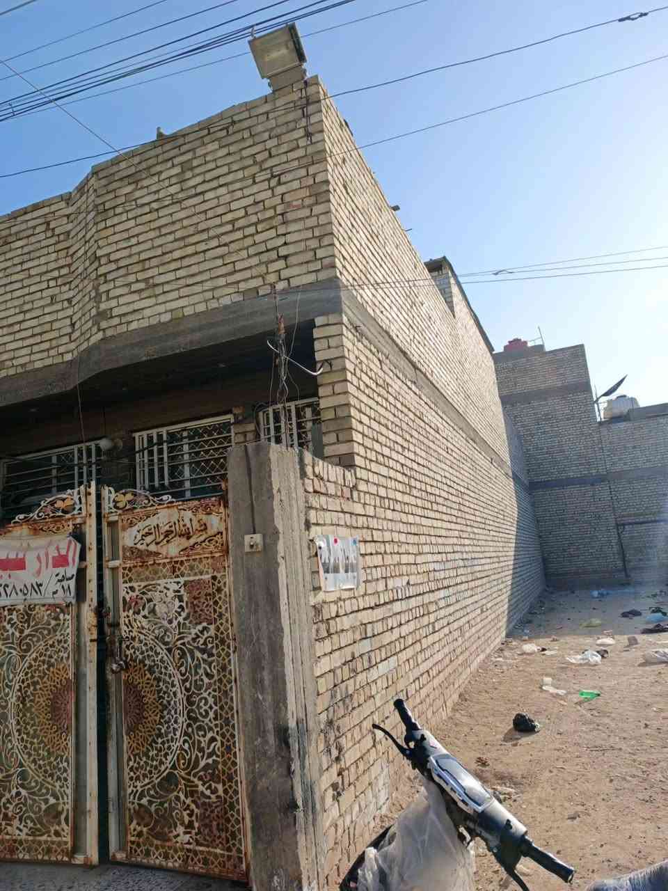 السلام عليكم بيت البيع 100متر طابق واحد الكمالية المعوقين كاع ابو رشاد خدمات كاملة زراعي سند ٢٥مكتابة ويه صاحب العقار مباشر للاستفسار اكثر اتصلو على صاحب الرقم ***********
