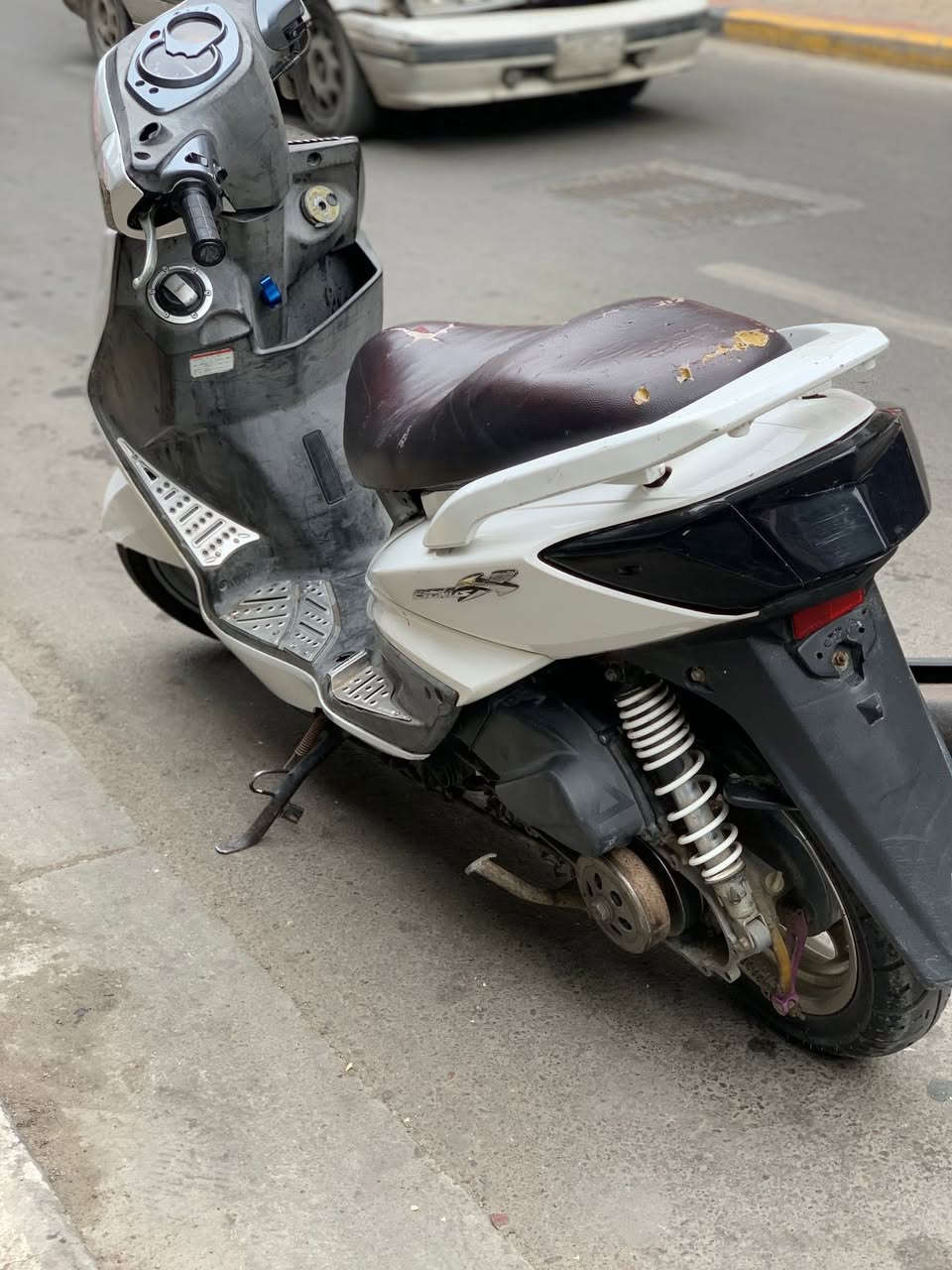 سكنس فحل ياباني دراجه بلاديه من طول لطول ماابيه اي نقص درجه حلوه مكينه تخبل العنوان بغداد ***********
