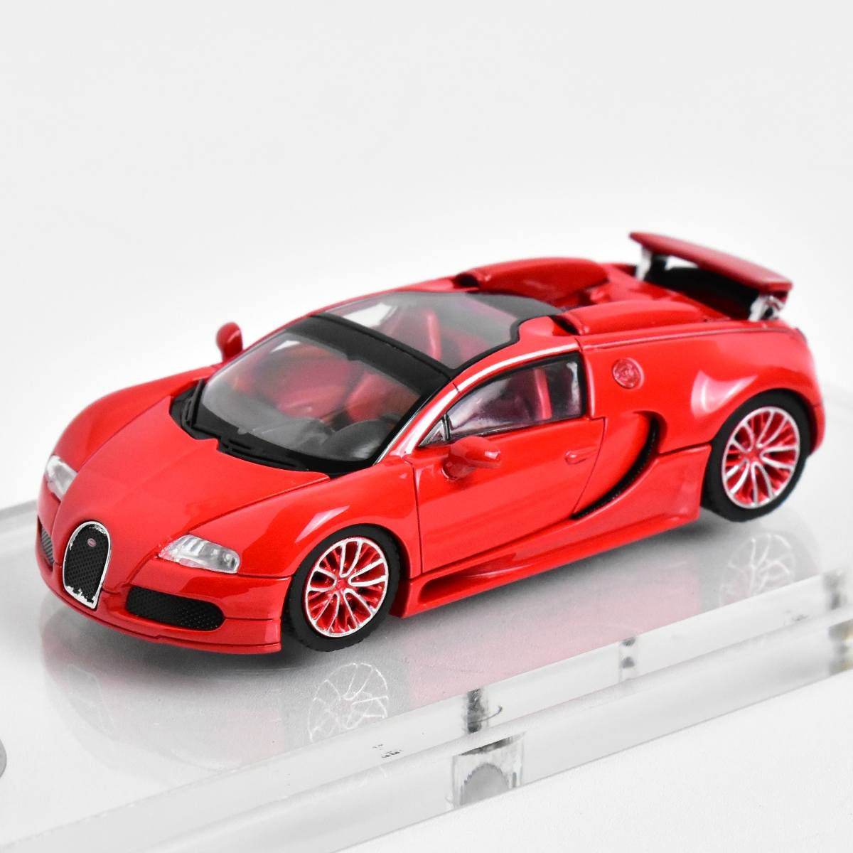 Bugatti 

الحجم 1/64

الماركة mortal


**إذا كنت صاحب هذا الإعلان وتريد حذفه لأي سبب، رجاءا أرسل رسالة إلى الدعم الفني**