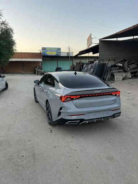 Kia K5 2022 gt line
فول مواصفات بنوراما بصمة جلد حساسات وباقي المواصفات المعروفة 
حادثها موضح بالصور 3 قطع صبغ
السعر  154 وبيها مجال ان شاءالله 
 حره بدون رقم
مكان السيارة كربلاء 
***********
