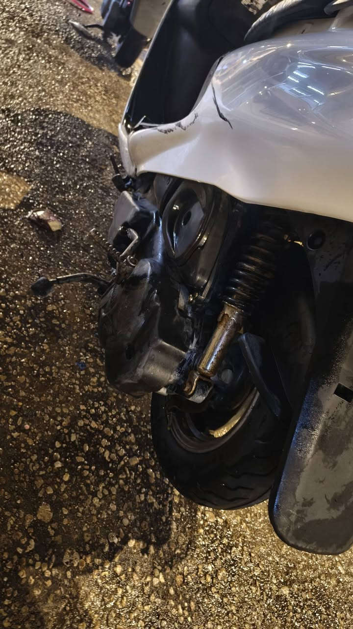 دراجه فراشه  للبيع دراجه حلوه ونضيفه محرك مامفتوح  هندر سلف  لدراجه كلشي ماعايزه  المكان  النجف  السعر 525 وبيها مجال  للأستفسار ***********
