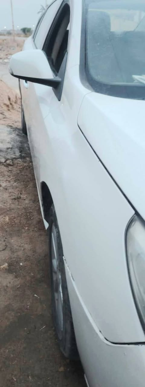 رينو سافران موديل 12سنويه نافذه عارضها 70 وبيها مجال مكاني ديوانية اتصل على الرقم ***********
