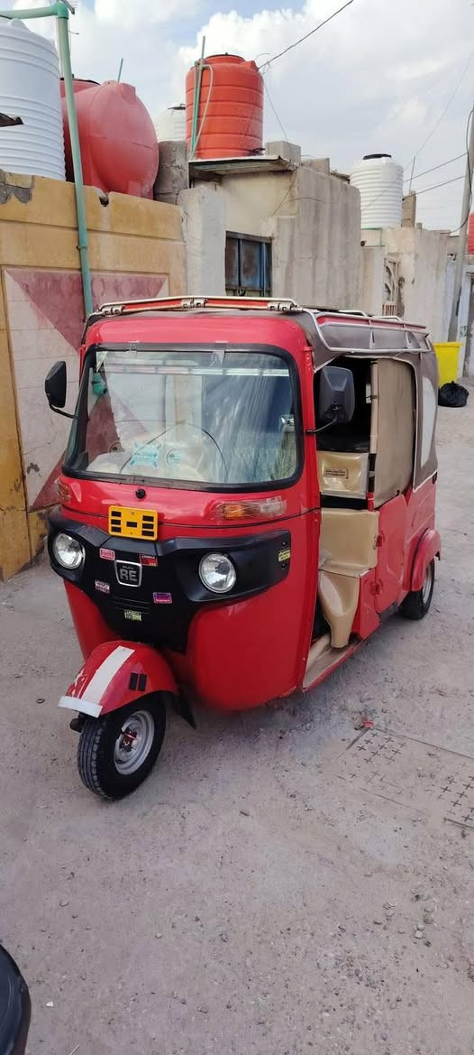 سلام عليكم تكتك باجاج 22 رقم وسنويه شهر 8 كفاله عامه بدي ومكينه جاهزه تخم تاير جبلي مسجل كبل لشارع مابيه اي نقص لسعر5200 وبيه مجال متواجد واتساب متوازي عله بيعته 
وتصال عل خط ‭٠٧٧١ ٥٥٥ ٢٨٤٠‬
