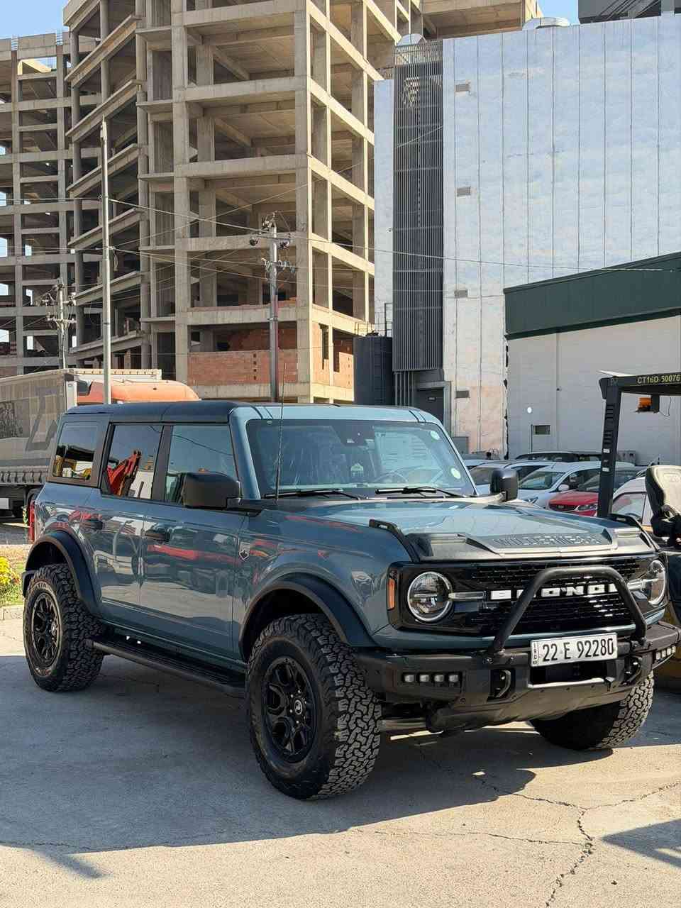 Ford Bronco 2022  
سێ دووگمە 
50 هەزار رۆیووە 
سەیارەکە یەک جاملغی سبوغە بەبێ ژوورێ 
باغی دەعامی بۆ دەعامی بەشەرت
گێر و مکینە کامل بەشەرت
نرخ 290 $ مجال 
شوێن هەولێر 
***********

فورد برونكو 2022
ثلاث أزرار
ماشية 50 ألف
السيارة فيها ضربة واحدة مُصَبَّغة بدون صبغ
الباقي من الدعمة إلى الدعمة بحالة ممتازة
القير والمكينة بحالة ممتازة
السعر 290$ قابل للتفاوض
الموقع: أربيل
*********** أربيل, العراق
