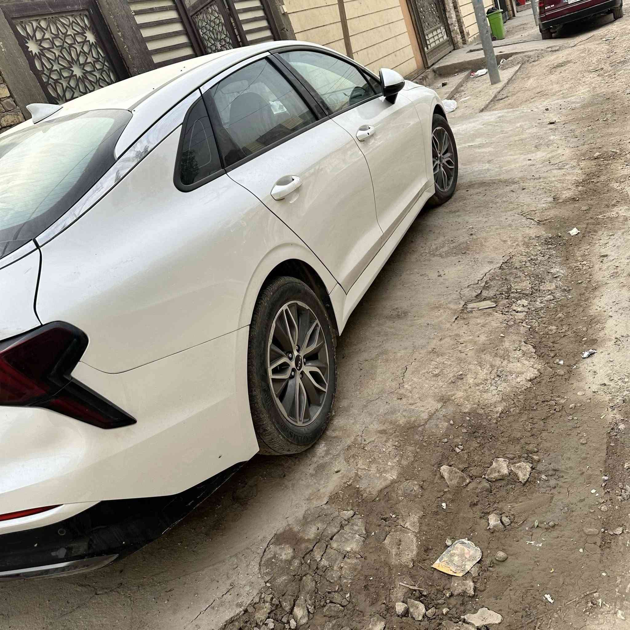 كيا k5 موديل 2024
وارد كوري محرك 1600
حادث مثل ما في الصوره 
بدون أرباك فول مواصفات عده الفتحه بدون أرباك 
وبيه جم شغله نقص 
ماشيه 54 الف
بسمي تحويل سريع 
رقمي بي واتساب اي استفسار يدخل واتساب
***********
