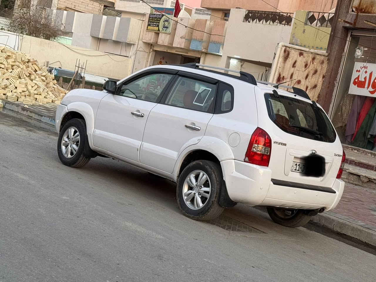 توسان10 خليجي رقمها بغداد الدولي مجدد ((بدون صبغ السياره…
محركها دوش2000 جديد هستوني شادة...

((بدون صبغ السيارة )) فقط بيها تكشير بنيد بسيط بخشم البنيد بدون صبغ 

السعر١١٦..

المحرك هسه مخلي جديد وتايرات اليوم مخليهن..

مكانها بغداد بسماية
***********
***********
