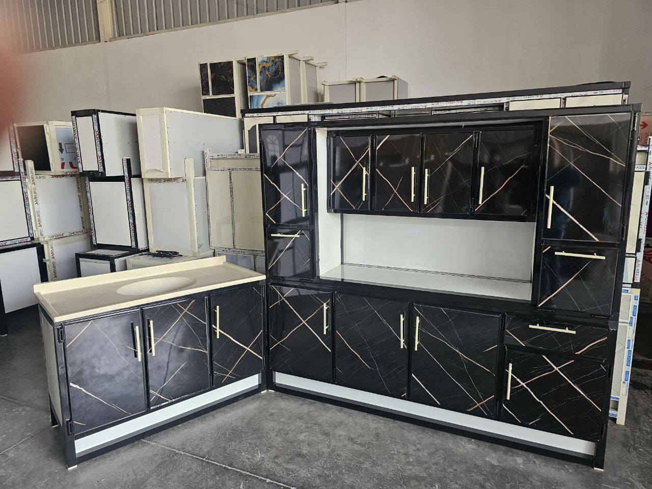 1.شركة النور))👩‍❤️‍👩. لا تحتار
ما عليك بس  احجز والطلب يوصل لباب بيتك 🤗🌹🤗..
كاونتر ارضي وملحق متر ونص   مع  سنك متر و20 مرمر
💥 (المنيوم صيني )💥

كاونتر مترين والسنك متر. و20


**إذا كنت صاحب هذا الإعلان وتريد حذفه لأي سبب، رجاءا أرسل رسالة إلى الدعم الفني**