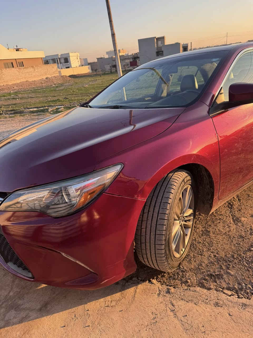 كامري ٢٠١٧  se 
ضرر بوند فقط ايرباك ستيرن
صورة الضرر مرفقة 
ضرر سطحي بدون داخل 
مواصفات se معروفة سلايد 
رقم جديد سنوية جديدة 
شرط التحويل 
السعر ١٤٣ ييها مجال بسيط 
للاستفسار 
***********
