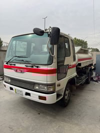 هينو تنكر بلادي موديل 1997 حموله 4400 الرقم للاستفسار 07711293693