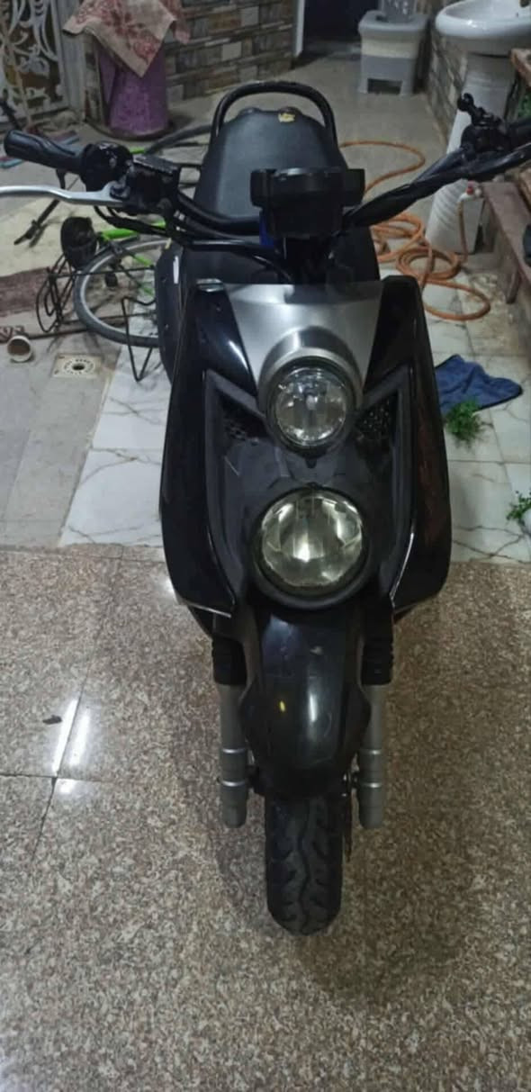 السلام عليكم دراجه سكنس جبلي للبيع مامفتوحه حاويه بيه وصل موجود وسعره مليون وميه وبيه مجال 1،100 وبيه مجال ومكاني الناصرية مدينة وهذه رقمي ***********
