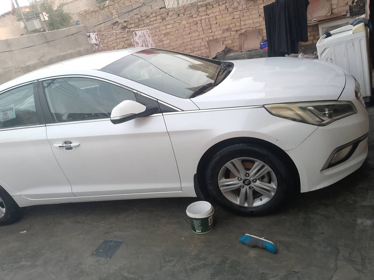 سلام عليكم سوناتا خليجي 2016 ماشيه 110 الف كم باسمي تحويل ثاني يوم او وكاله
محرك كير حداديه كارتون تبريد الضرر طرف الباب وطرف الجاملغ بسيط جدا 
الهاتف ***********
المكان ناصريه
