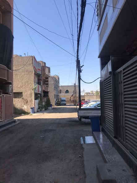 السلام عليكم دار للبيع مساحة ٧٥ متر واجهه ٤.٦٠ نزال ١٦.٣٥ بناء ٢٠٢٥ زراعي الصليخ خلف جامع الشهيد صبري قريب على السوك وجميع الخدمات مساحات واسعة لركن السيارة يحتوي على ٣ غرف نوم ٢ حمام ارضيه مرمر واجهه سيراميك داخل اغلبه سيراميك فرع هادئ سعر ٢٢٥ اني صاحب الدار *********** او مراسلتي على الواتساب على الرقم ***********
