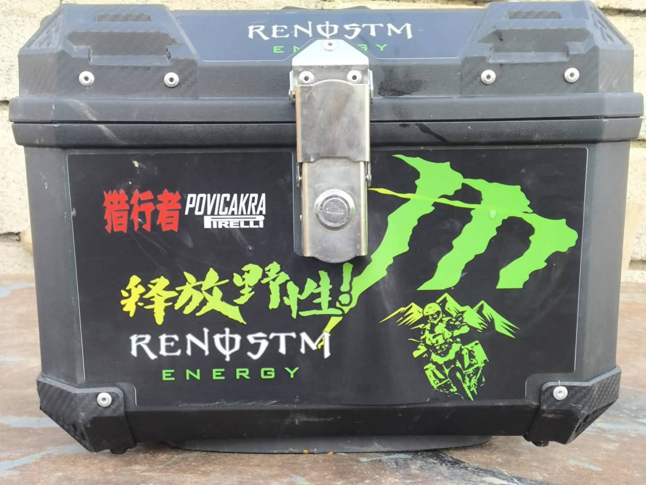 جنطة دراجة للبيع 
مع كامل ملقحقاتها 
مكاني بيجي 
السعر 25 قفل
للاستفسار ***********
***********
