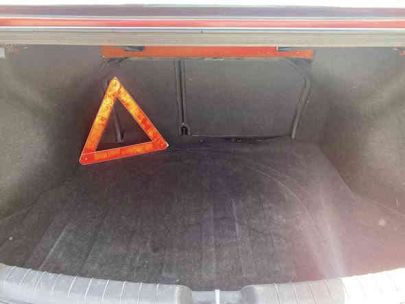 اسلام عليكم / الانتره 2017 امريكيه حادثها موضح بل صور السايره جاهزه خير من الله كامله امكمله تخم تاير حداديهكير مكينه مابيها اي نقص / السعر / 125/ او بيها مجال الطيبين / الاستفسار /***********
