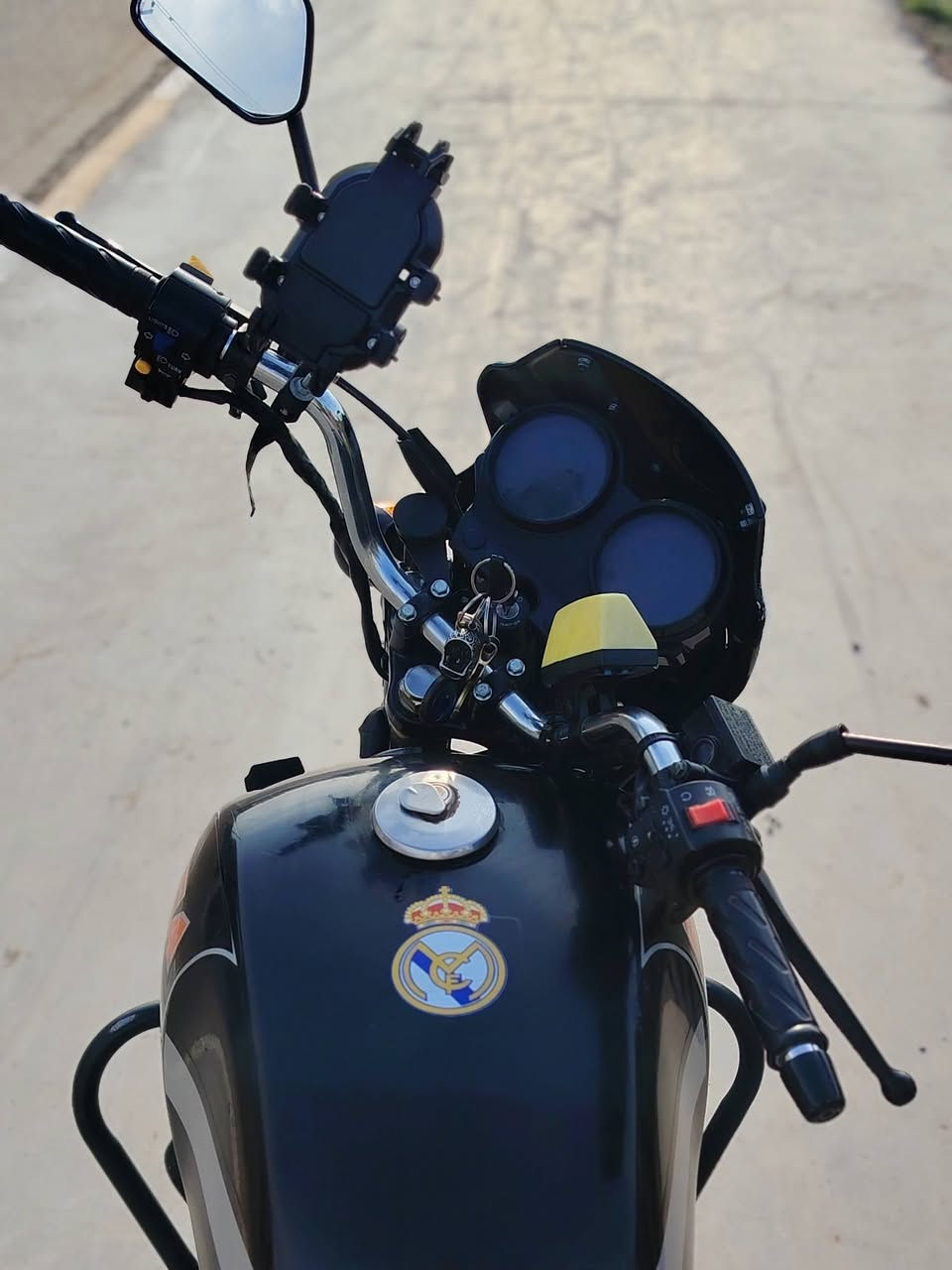 سلام عليكم دراجه للبيع أو مراوس  دراجه مديل 25 مكاني المقدادية شهربان
***********
