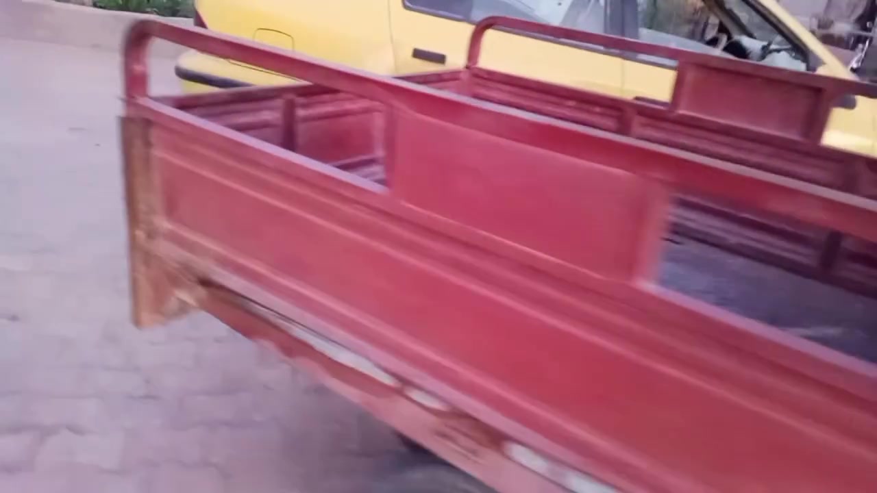 السلام عليكم ستوته لبيع اوراقهه ضايعه اسوي مكاتبه ركبه ملحومه رايدهه 600 وبيهه مجال تفاصيل أكثر على هذه الرقم ***********
