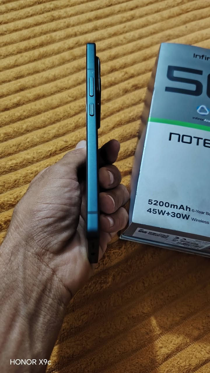 INFINIX NOTE 50
جهاز يخبل صار شهر من اخذته كامل ملحقاته للبيع سعره 300وبي مجالإ


**إذا كنت صاحب هذا الإعلان وتريد حذفه لأي سبب، رجاءا أرسل رسالة إلى الدعم الفني**