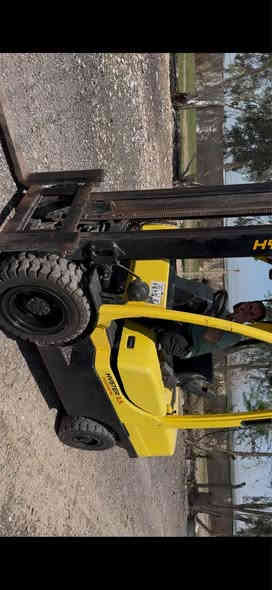 سلام عليكم رافعة شوكية حجم ٣،٥ طن موديل ٢٠٠٦ جديدة صبغ بلادي منفسيت شمالي محرك كاز كير اوتماتيك إطارات أربعة جديدةربل شغال بدون أي خلل من  محرك وكير وكهربائيات كامل مكفولة  مكانها كركوك 
بسعر مناسب ٥٩ ورقة وبيها مجال
***********
وتساب *********** كركوك
